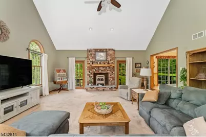 4 Drake Ct, Holland Township, NJ 08848 - Photo 17