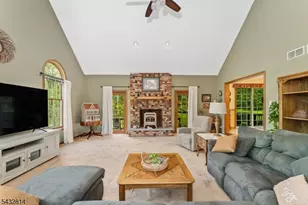 4 Drake Ct, Holland Township, NJ 08848 - Photo 17