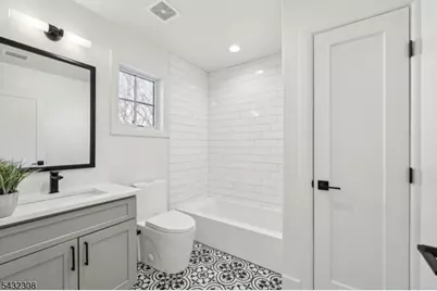 133 Forest St #1, Montclair, NJ 07042 - Photo 17