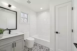 133 Forest St, Montclair, NJ 07042 - Photo 17