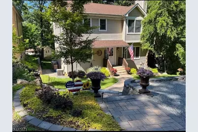 10 S Parkway, Jefferson Township, NJ 07885 - Photo 3