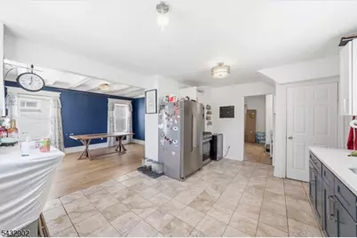 41 Edgar St, East Orange, NJ 07018 - Photo 5