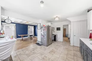 41 Edgar St, East Orange, NJ 07018 - Photo 5