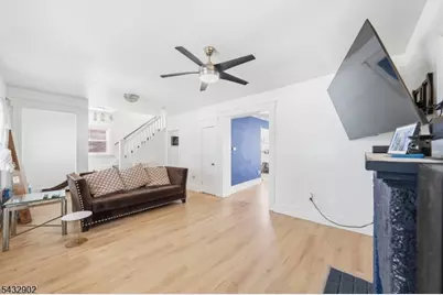41 Edgar St, East Orange, NJ 07018 - Photo 7