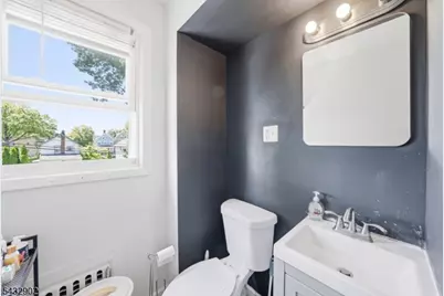 41 Edgar St, East Orange, NJ 07018 - Photo 11