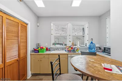 213 Glenridge Ave, Montclair, NJ 07042 - Photo 9