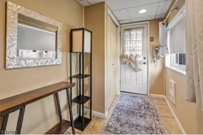6 Outlook Ave, Mount Olive, NJ 07828 - Photo 5