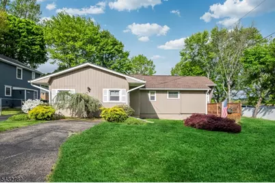 6 Outlook Ave, Mount Olive, NJ 07828 - Photo 1
