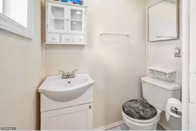 6 Outlook Ave, Mount Olive, NJ 07828 - Photo 15