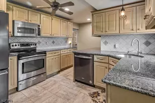 6 Outlook Ave, Mount Olive, NJ 07828 - Photo 13