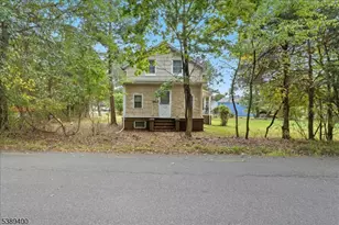 225 Irvington Ave, Franklin Township, NJ 08873 - Photo 1