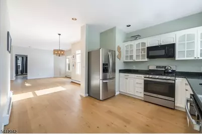 30 Sussex Ave #1, Morristown, NJ 07960 - Photo 5