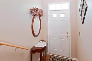 18 Kentworth Ct, Raritan Township, NJ 08822 - Photo 9