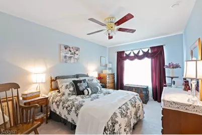 18 Kentworth Ct, Raritan Township, NJ 08822 - Photo 21