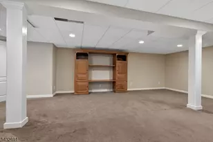 18 Downingtown Ct, Warren Township, NJ 07059 - Photo 25