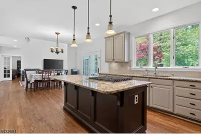 18 Downingtown Ct, Warren Township, NJ 07059 - Photo 35