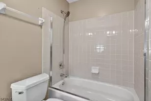 18 Downingtown Ct, Warren Township, NJ 07059 - Photo 17