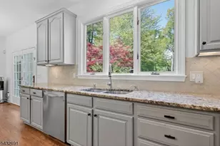 18 Downingtown Ct, Warren Township, NJ 07059 - Photo 37