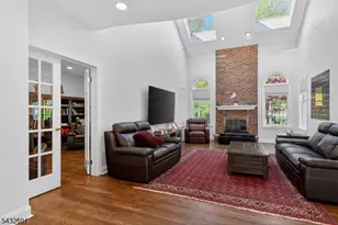 18 Downingtown Ct, Warren Township, NJ 07059 - Photo 11