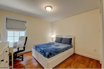 657 Jefferson Ave, Elizabeth, NJ 07201 - Photo 9