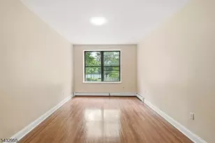 5 Pomona Ave, Newark, NJ 07112 - Photo 5