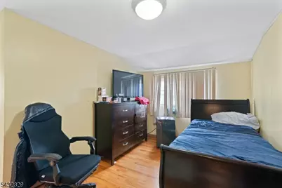 200 Bradford Ave, Linden, NJ 07036 - Photo 19