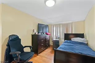 200 Bradford Ave, Linden, NJ 07036 - Photo 19