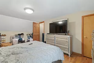 200 Bradford Ave, Linden, NJ 07036 - Photo 15