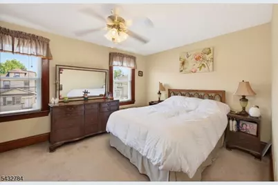 135 Warren Ave, Roselle Park, NJ 07204 - Photo 21