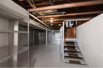 135 Warren Ave, Roselle Park, NJ 07204 - Photo 23