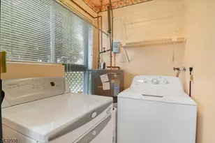 403 Betty Ln, Mine Hill Twp., NJ 07803 - Photo 25