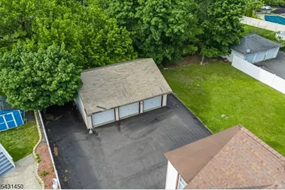 11 Alps Rd, Wayne, NJ 07470 - Photo 33