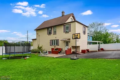 11 Alps Rd, Wayne, NJ 07470 - Photo 23
