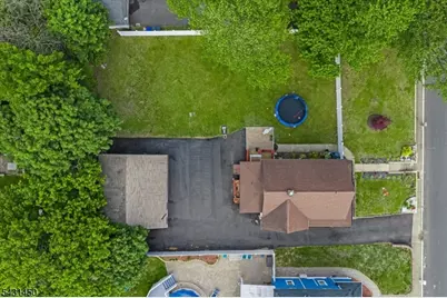 11 Alps Rd, Wayne, NJ 07470 - Photo 23