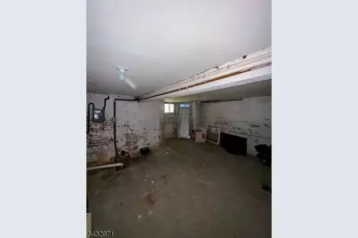 1084 Sanford Ave #A, Irvington, NJ 07111 - Photo 19