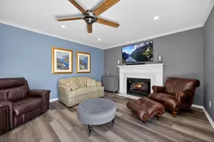 22 Lauren Ln, Vernon Twp., NJ 07461 - Photo 17