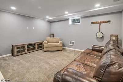 6 Fieldcrest Dr, Mount Olive, NJ 07828 - Photo 37