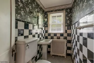 3 Shelbourne Ave, Trenton, NJ 08618 - Photo 15