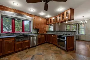 3 Shelbourne Ave, Trenton, NJ 08618 - Photo 7