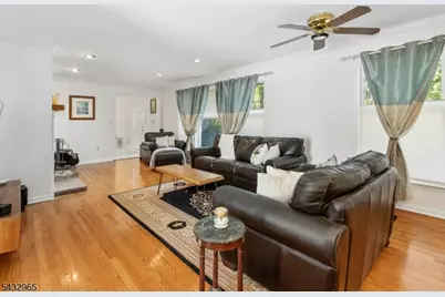 60 Evergreen Ln, Watchung, NJ 07069 - Photo 23