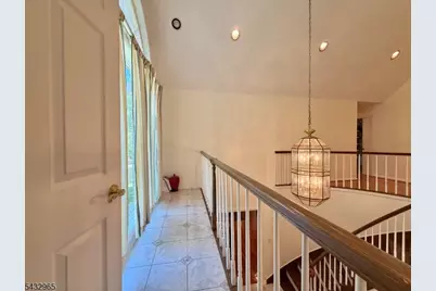 60 Evergreen Ln, Watchung, NJ 07069 - Photo 5