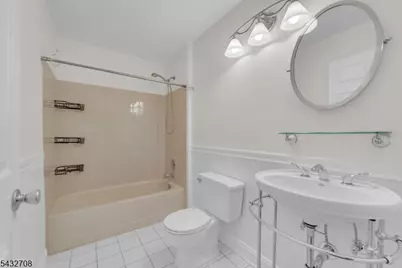93 Caitlin Ct, Franklin Township, NJ 08823 - Photo 11
