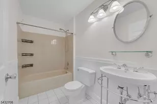 93 Caitlin Ct, Franklin Township, NJ 08823 - Photo 11