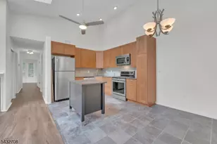 93 Caitlin Ct, Franklin Township, NJ 08823 - Photo 7