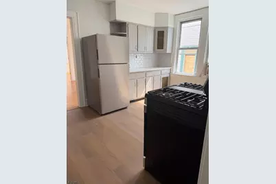 12 Patten Pl #2, Newark, NJ 07112 - Photo 9