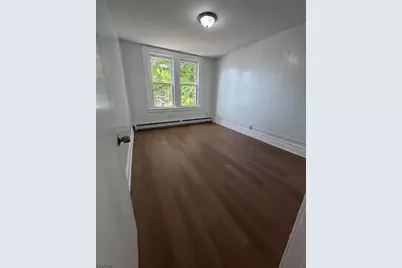 12 Patten Pl #2, Newark, NJ 07112 - Photo 11