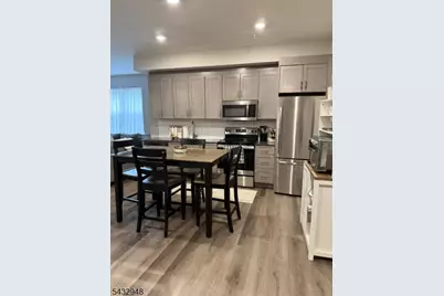 548 Franklin Ave, Belleville, NJ 07109 - Photo 5