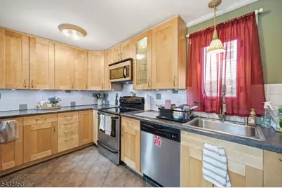 48 Goldfinch Ln, West Milford, NJ 07421 - Photo 7