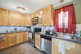 48 Goldfinch Ln, West Milford, NJ 07421 - Photo 7