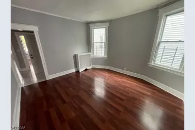 8 Treacy Ave, Newark, NJ 07108 - Photo 3